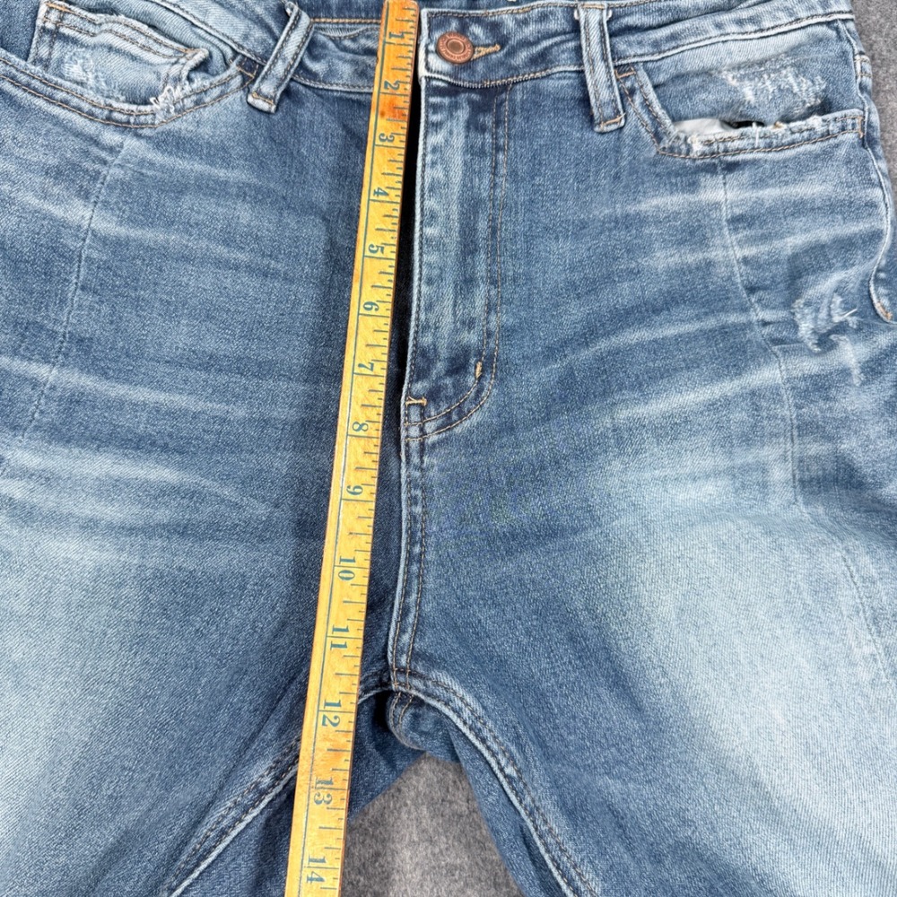 Vervet V2646 High Rise Flare Jeans Medium Wash Distressed Shark Bite Hem Size 29 - Picture 3 of 9